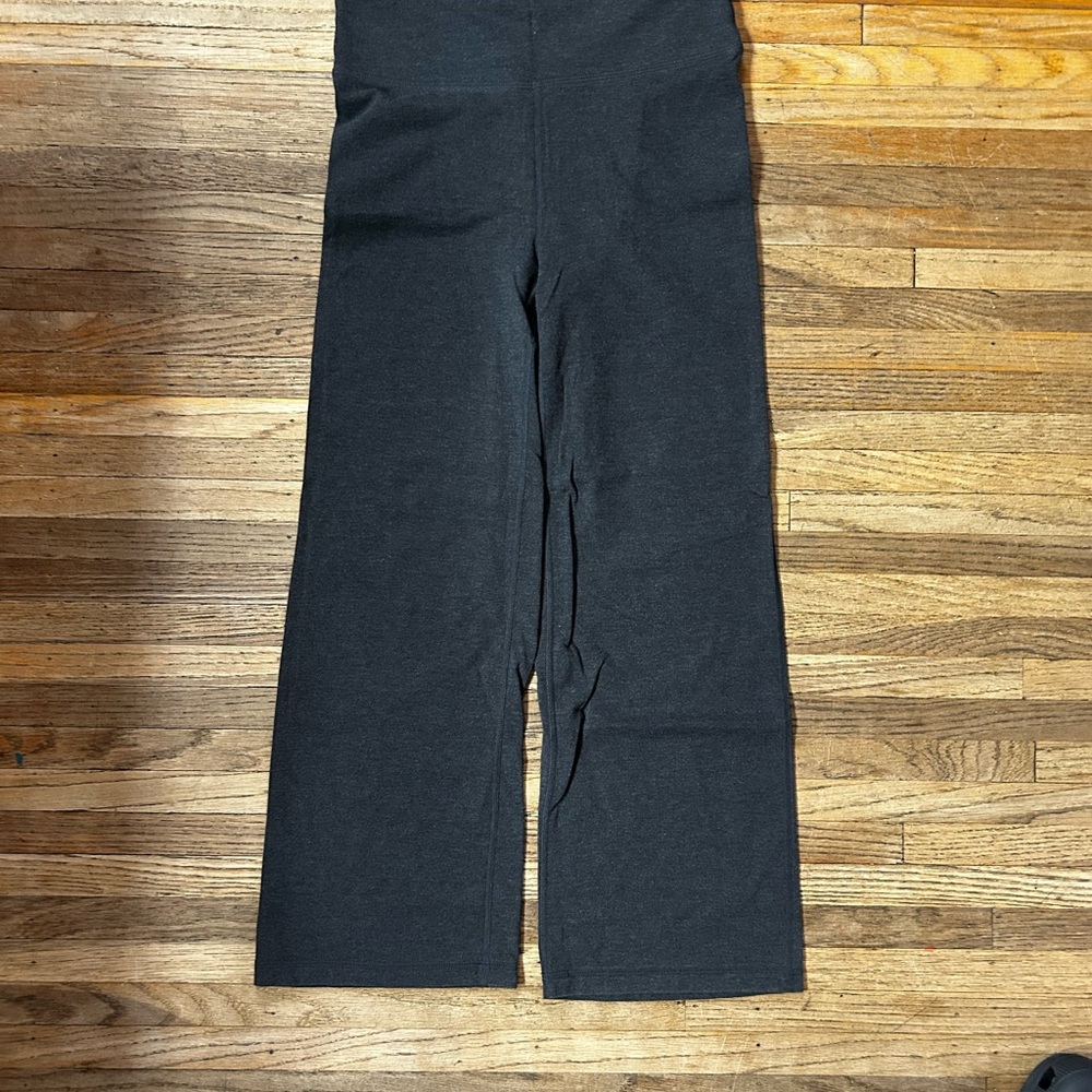 Women's Black Capris